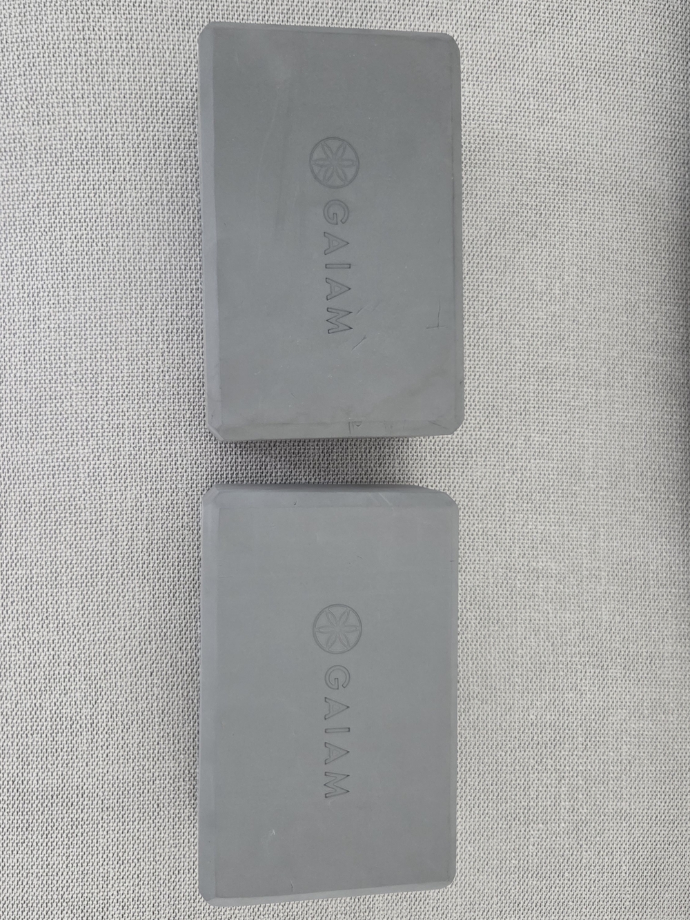 Gaiam Yoga Blocks (Pair) - Grey